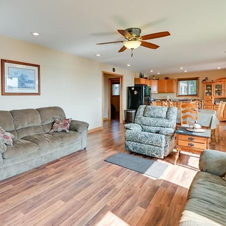 Kentucky Lake Getaway With Lookout Deck, Water View! New Concord Luaran gambar