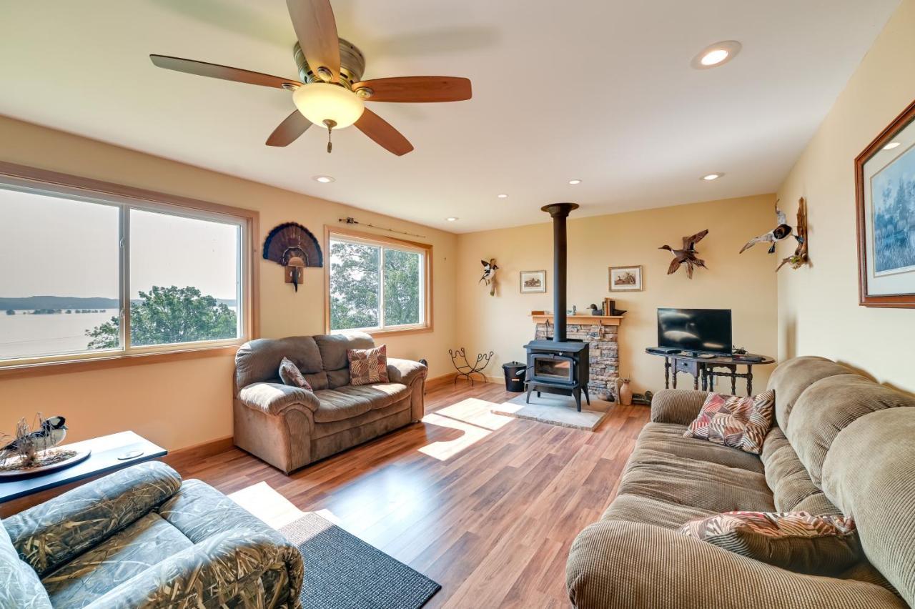 Kentucky Lake Getaway With Lookout Deck, Water View! New Concord Luaran gambar