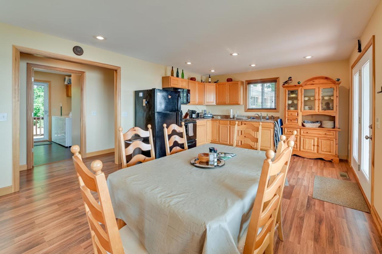 Kentucky Lake Getaway With Lookout Deck, Water View! New Concord Luaran gambar