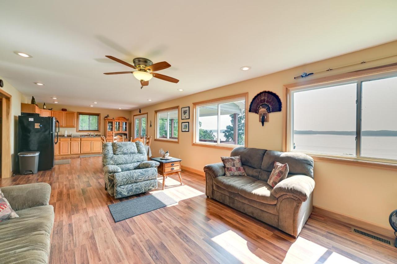 Kentucky Lake Getaway With Lookout Deck, Water View! New Concord Luaran gambar